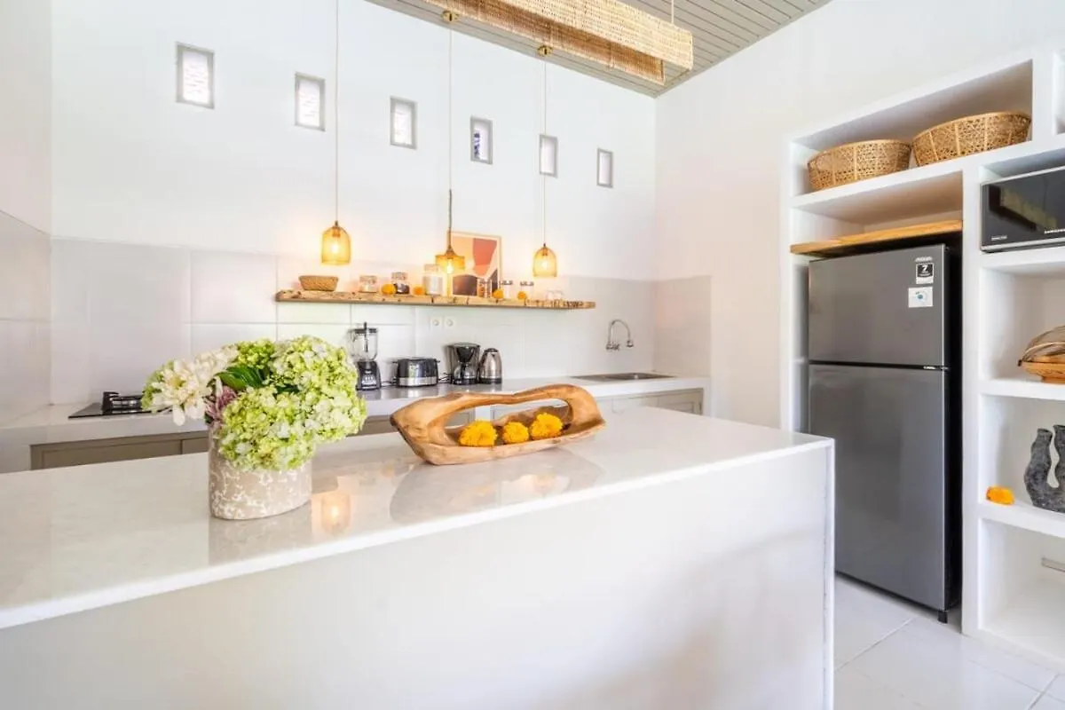 Charming Villa 2 Bedrooms In Seminyak 0*, Семиньяк
