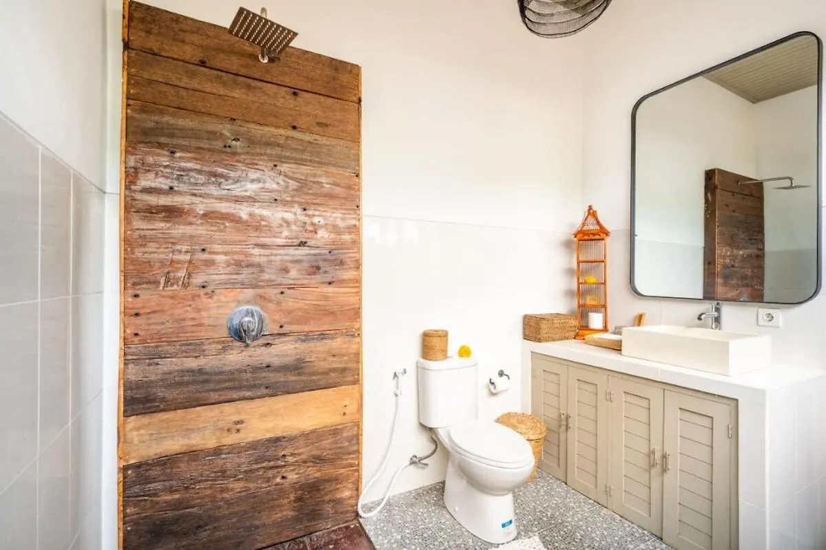 Charming Villa 2 Bedrooms In Seminyak  Семиньяк